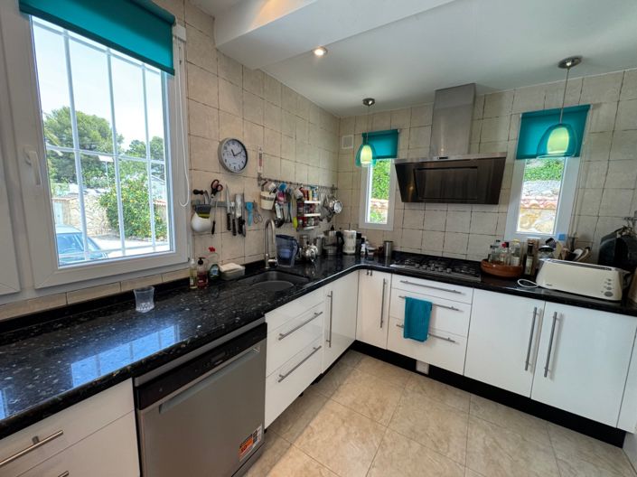 Image No.5-3 Bed Villa for sale