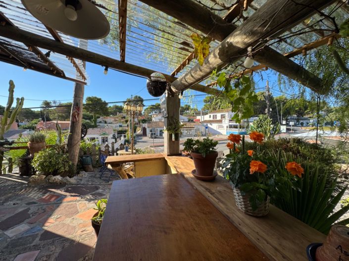 Image No.10-1 Bed Villa for sale