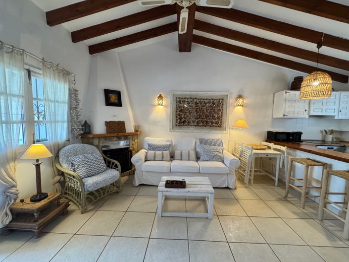 Image No.17-2 Bed Bungalow for sale