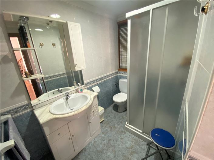 Image No.19-Maison de campagne de 4 chambres à vendre à Sax