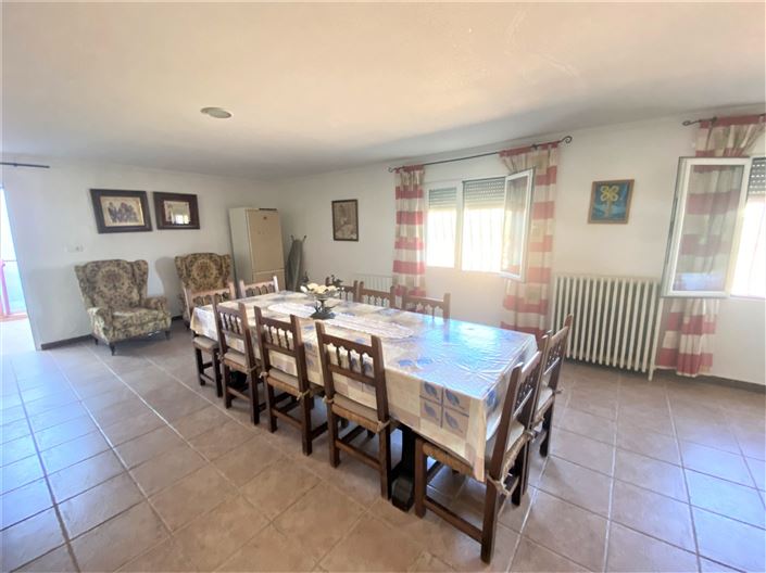 Image No.26-Maison de campagne de 4 chambres à vendre à Sax