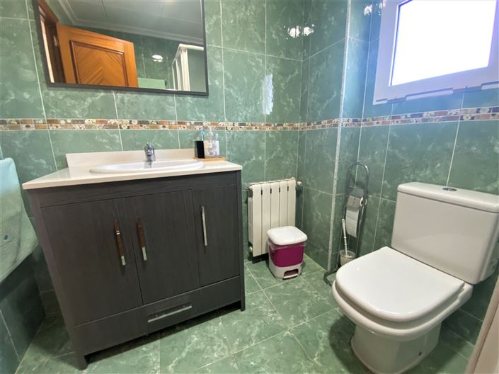 Image No.37-Maison de campagne de 4 chambres à vendre à Sax