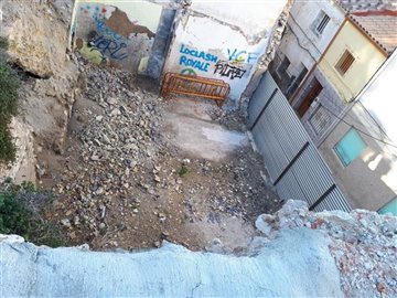 o1frhkb1641l7n1022135giuq1vu71i