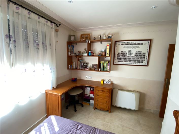 Image No.41-5 Bed Villa for sale