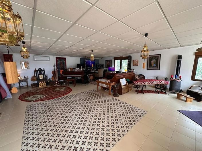 Image No.34-5 Bed Villa for sale