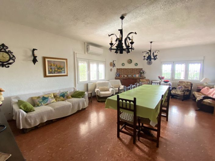 Image No.50-Maison de campagne de 4 chambres à vendre à Sax