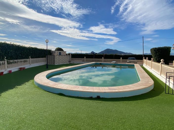 Image No.9-Maison de campagne de 4 chambres à vendre à Sax