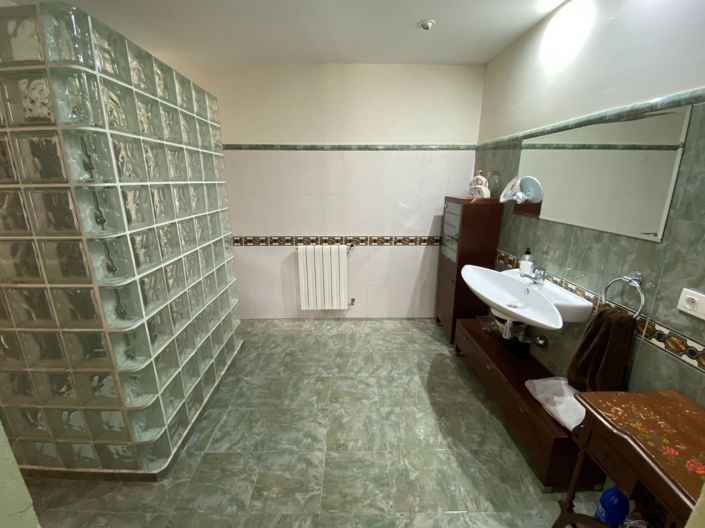 Image No.25-3 Bed Townhouse for sale