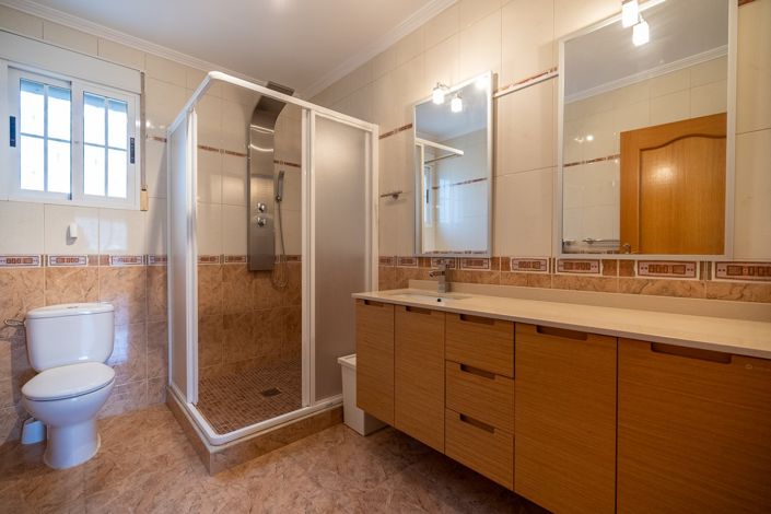 Image No.20-Villa de 6 chambres à vendre à Abanilla