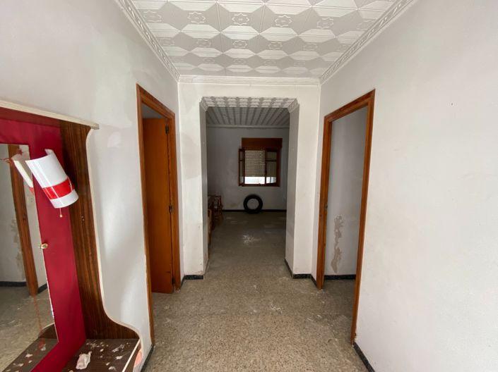 Image No.4-5 Bed Townhouse for sale