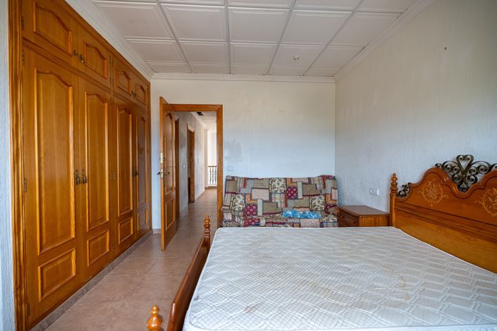 Image No.20-Villa de 6 chambres à vendre à Monóvar