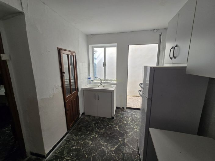 Image No.8-3 Bed Townhouse for sale