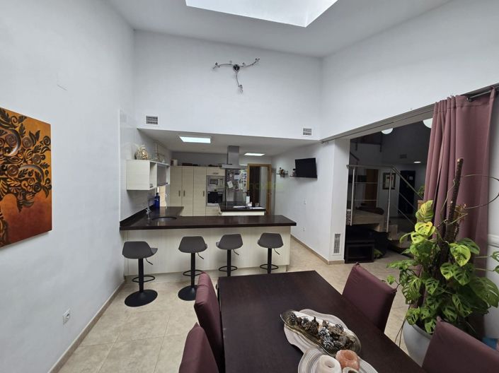 Image No.11-4 Bed Villa for sale