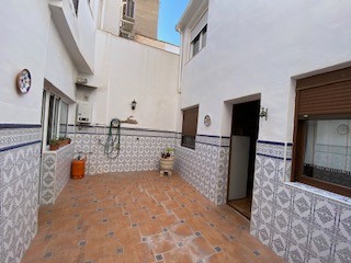 o1j1st0bba18gdae21tds1ncm1er2e