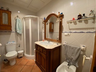 Image No.12-5 Bed Townhouse for sale