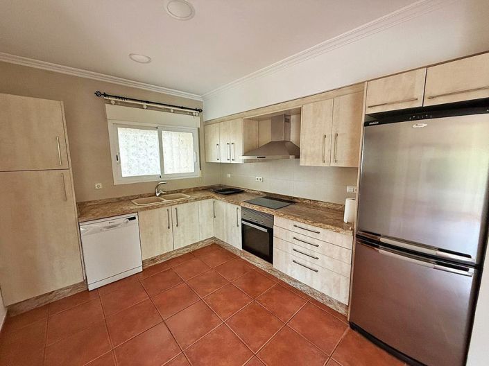 Image No.5-7 Bed Villa for sale