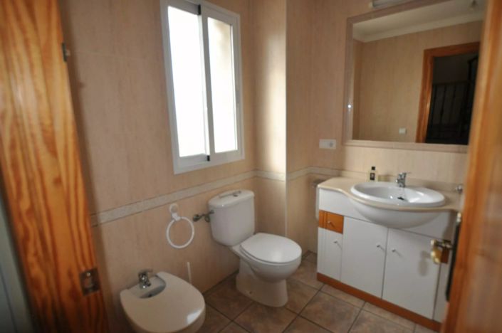 Image No.19-3 Bed Villa for sale