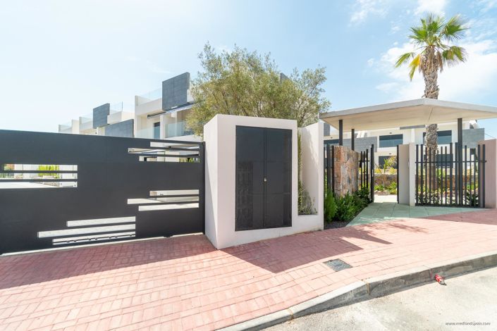 Image No.14-3 Bed Apartment for sale