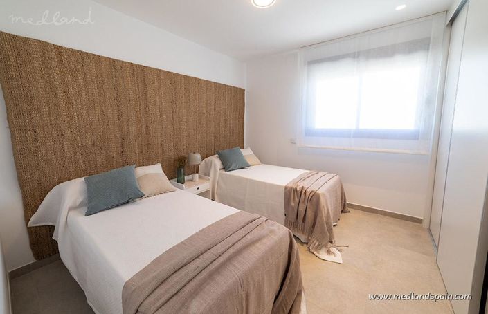 Image No.14-3 Bed Apartment for sale