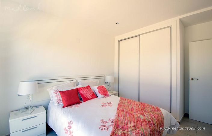 Image No.15-3 Bed Villa for sale