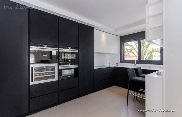 Image No.5-Villa de 4 chambres à vendre à Orihuela Costa