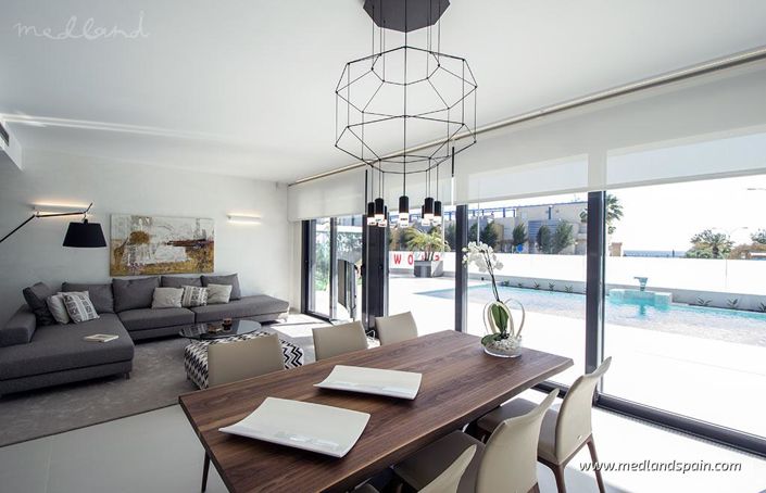 Image No.8-Villa de 4 chambres à vendre à Orihuela Costa