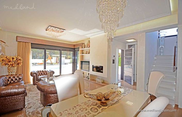 Image No.15-4 Bed Villa for sale