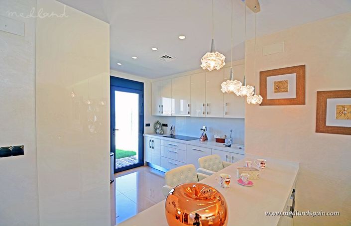 Image No.5-4 Bed Villa for sale