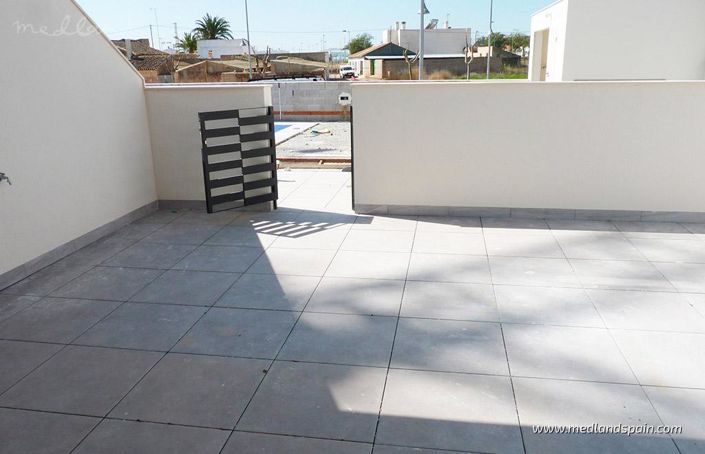 Image No.15-3 Bed Townhouse for sale