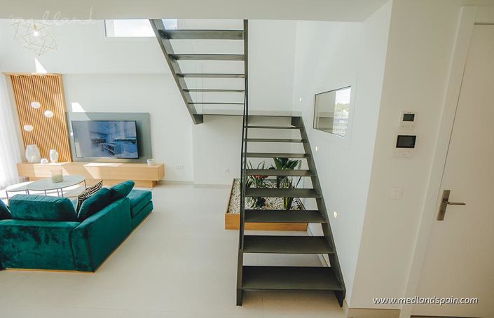 Image No.7-3 Bed Villa for sale