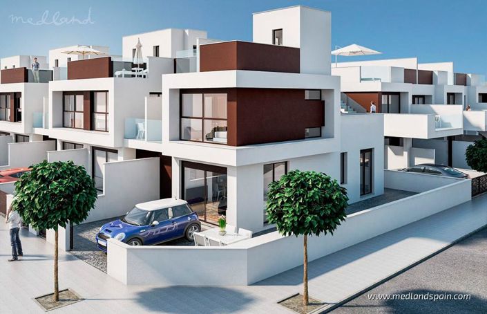 Image No.4-3 Bed Townhouse for sale