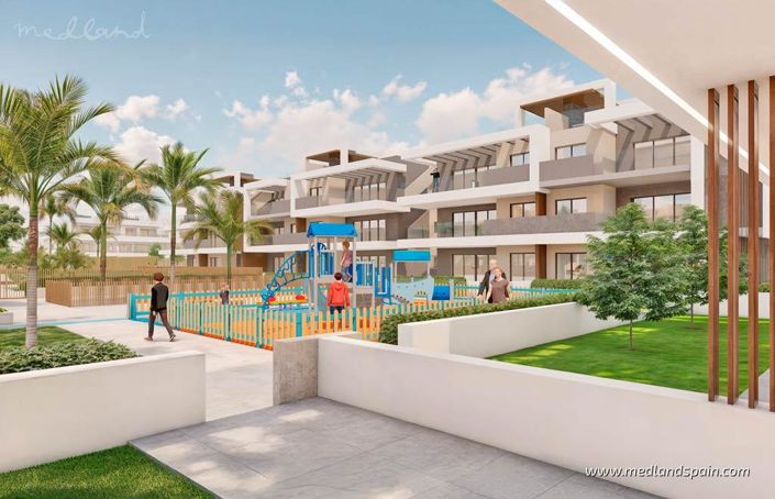 Image No.8-3 Bed Apartment for sale