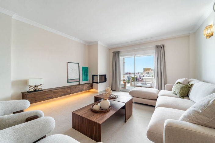 Image No.12-4 Bed Villa for sale