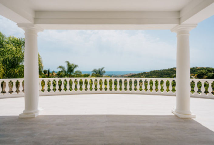 Image No.12-8 Bed Villa for sale