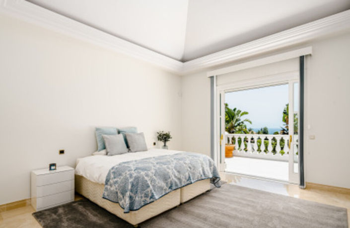 Image No.22-8 Bed Villa for sale