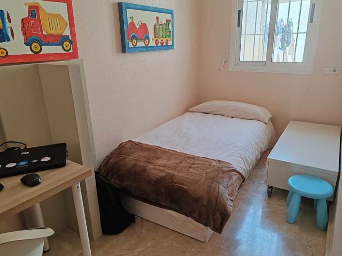 Image No.13-3 Bed Townhouse for sale