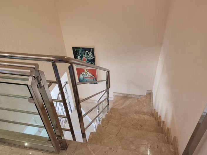 Image No.9-3 Bed Townhouse for sale