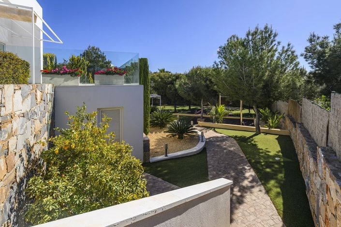 Image No.14-Villa de 4 chambres à vendre à Las Colinas Golf