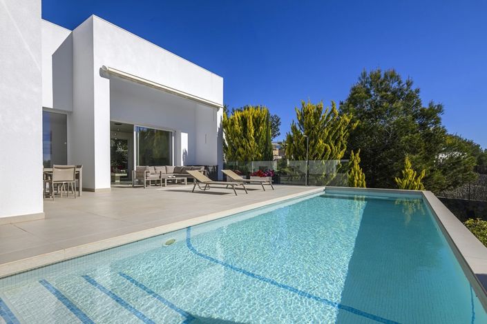 Image No.2-Villa de 4 chambres à vendre à Las Colinas Golf