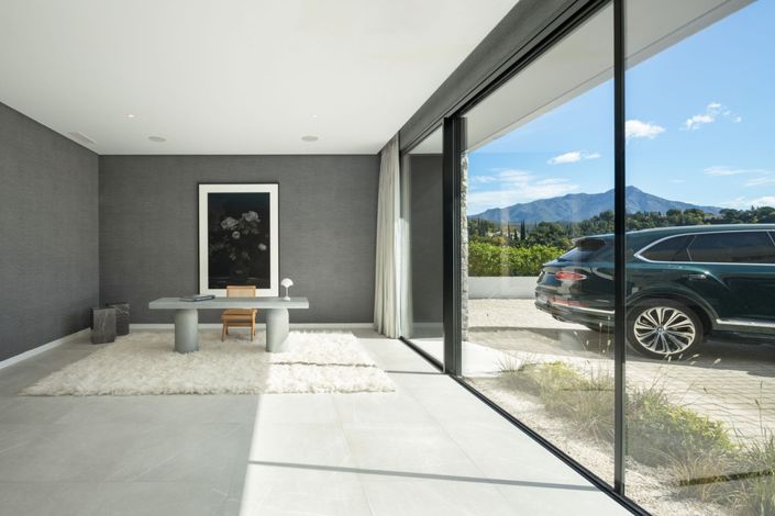 Image No.29-8 Bed Villa for sale