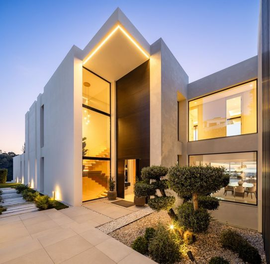 Image No.33-8 Bed Villa for sale