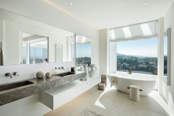 Image No.17-6 Bed Villa for sale