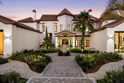 12-53013098fcab6c38b1379cd33298e050