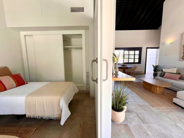 Image No.18-2 Bed Townhouse for sale