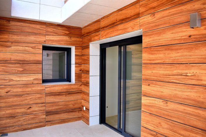 Image No.9-4 Bed Villa for sale