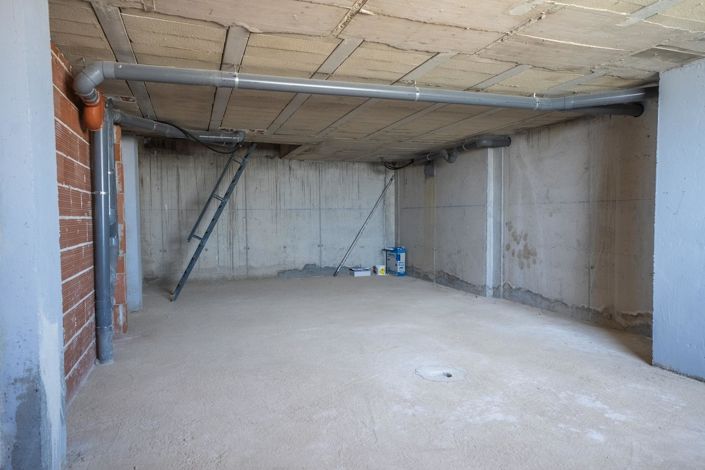 Image No.44-3 Bed Villa for sale