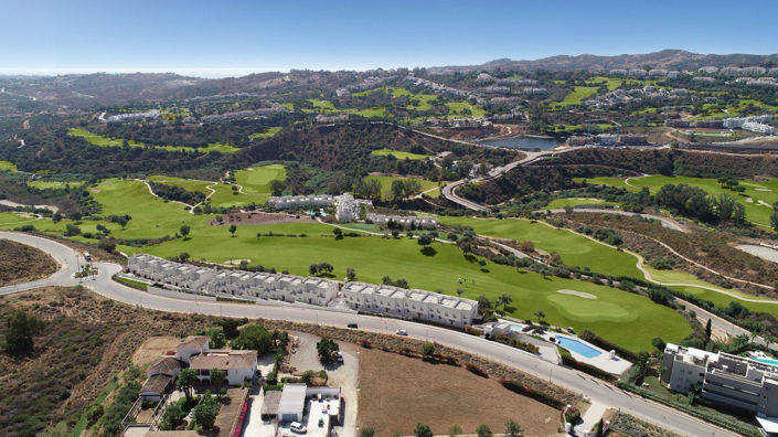 Image No.18-3 Bed Townhouse for sale