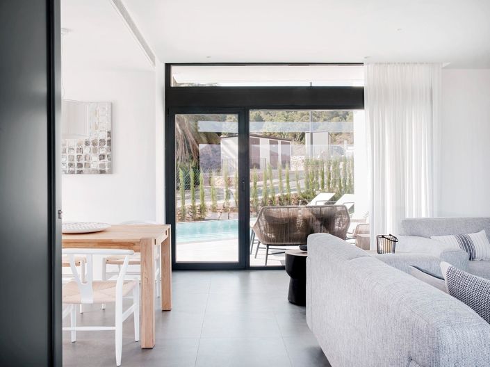 Image No.5-3 Bed Villa for sale