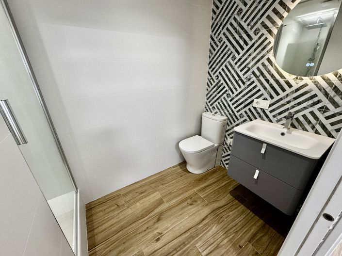 Image No.15-3 Bed Villa for sale