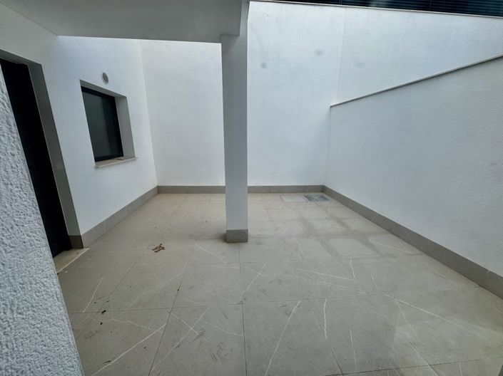 Image No.17-3 Bed Villa for sale